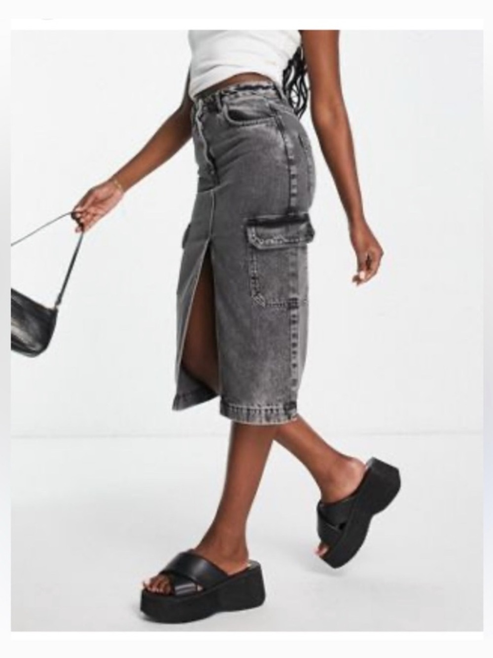 Love fire Gray Acid Wash Cargo Denim Midi Skirt High Rise Utility Style Size 5 - Picture 2 of 12